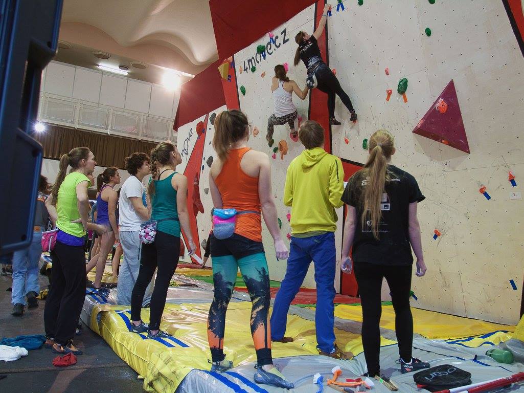 Fotografie ze sportovní akce v kongresovém centru Ideon Pardubice